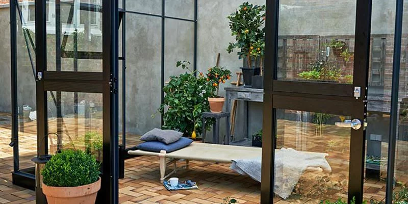 Serre de jardin JULIANA Veranda 4.4 m² anthracite + verre trempé - aluminium anthracite /verre trempé 3 mm