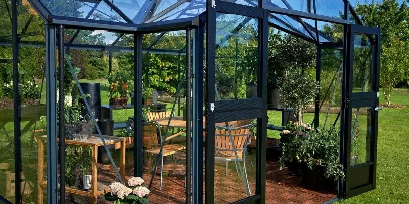 Serre de jardin JULIANA Orangery 15.2 m² anthracite + verre trempé - aluminium anthracite / verre trempé 3 mm